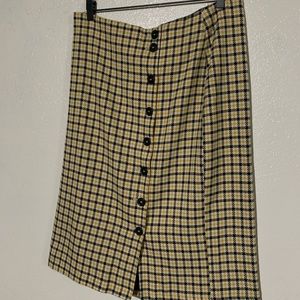 Gorgeous Plaid Vest+Skirt.